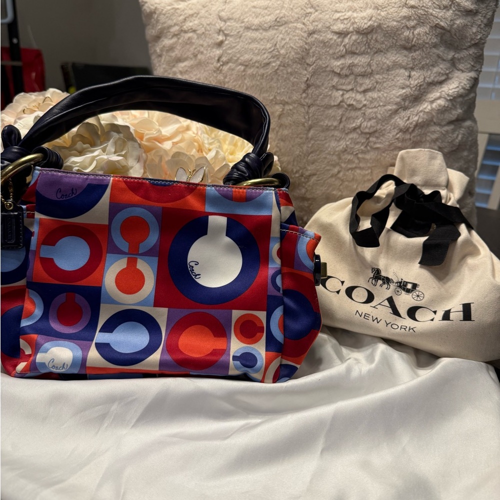 Coach Madison Scarf Satin Graphic Op Art Resort Small Handbag